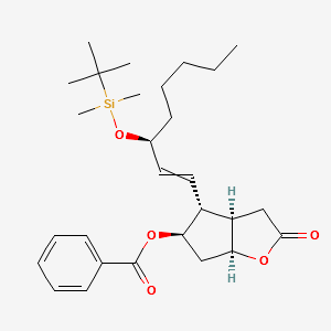 2H-Cyclopenta[b]furan-2-one, 5-(benzoyloxy)-4-[(1E,3S)-3-[[(1,1-diMethylethyl)diMethylsilyl]oxy]-1-octe nyl]hexahydro-, (3aR,4R,5R,6aS)- structure, CAS 587869-81-6