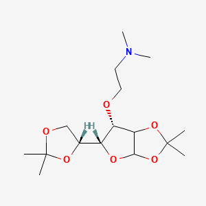 2-[[(3R,4S)-3-[(4R)-2,2-dimethyl-1,3-dioxolan-4-yl]-7,7-dimethyl-2,6,8-trioxabicyclo[3.3.0]oct-4-yl]oxy]-N,N-dimethyl-ethanamine structure, CAS 67441-19-4