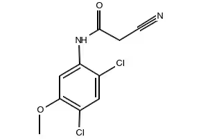 2-Cyano-N-(2,4-dichloro-5-methoxyphenyl)acetamide structure, CAS 846023-24-3